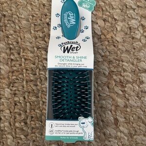 Wet brush PetBrush smooth shine & Detangler dog and cat hair brush
